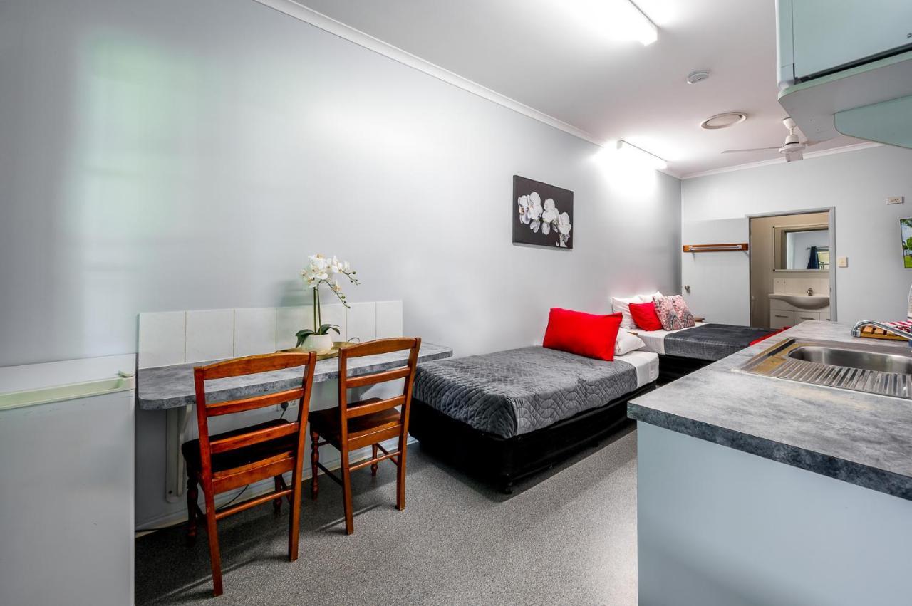 Tropical Lodge Innisfail Luaran gambar